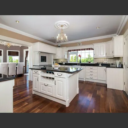 Woodfield House Holiday home Ballinasloe