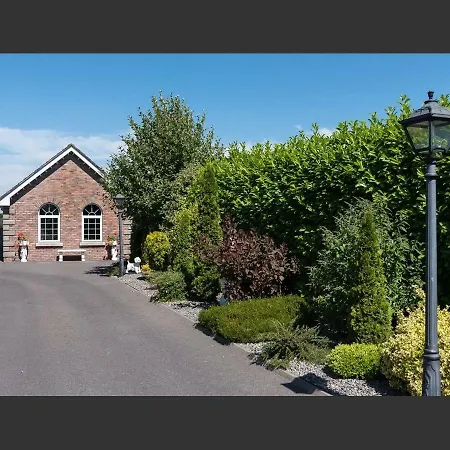 Holiday home Woodfield House