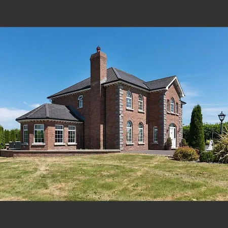 Woodfield House *